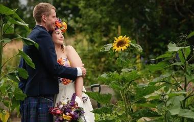 Mansewood Allotments bride and groom