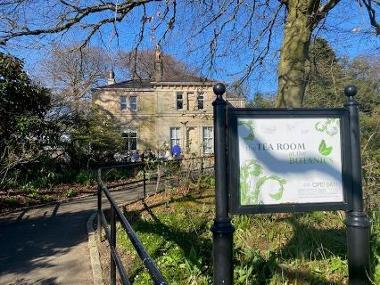 Tearoom in the Botanics